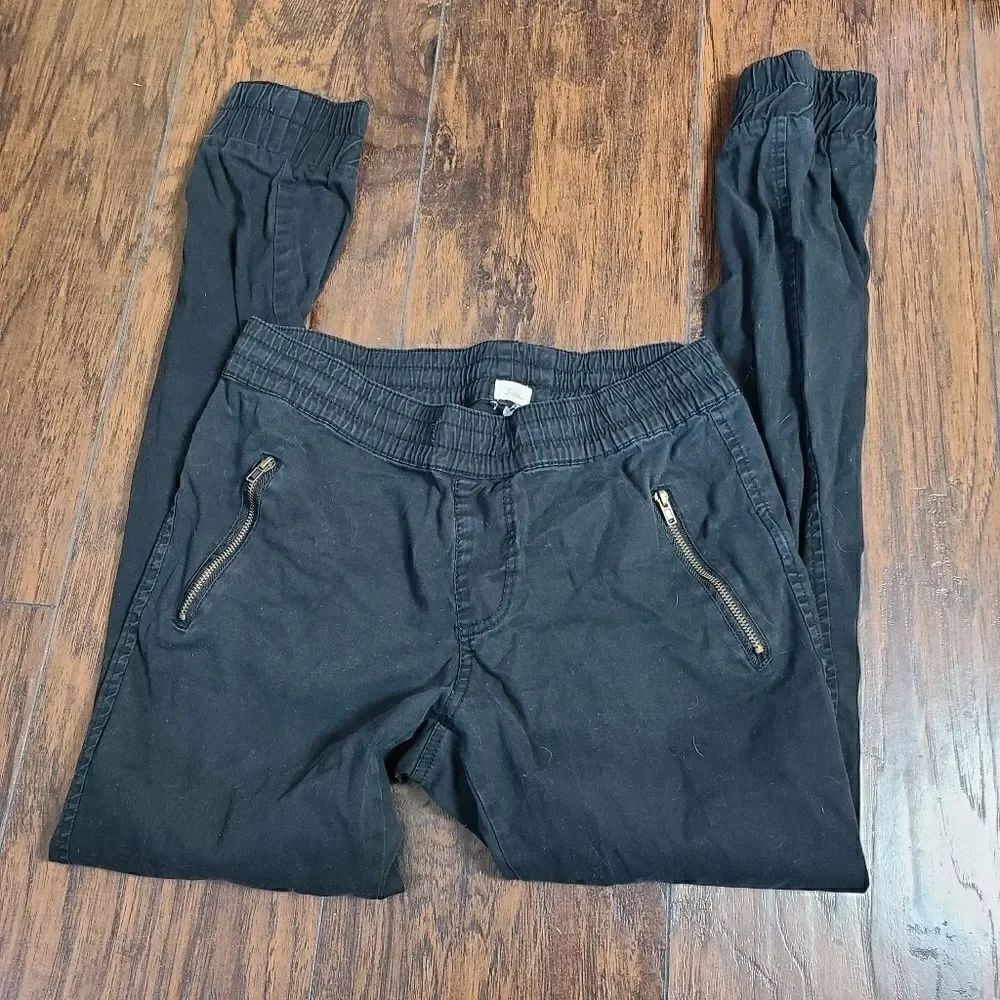 Trillium Elastic Waist Black Pants